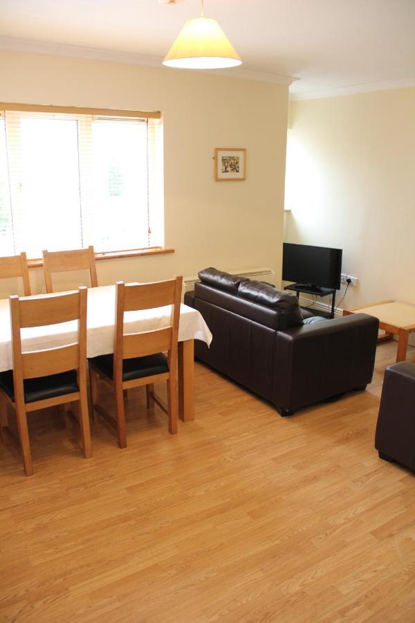 Tralee Town Centre Apartments Bagian luar foto